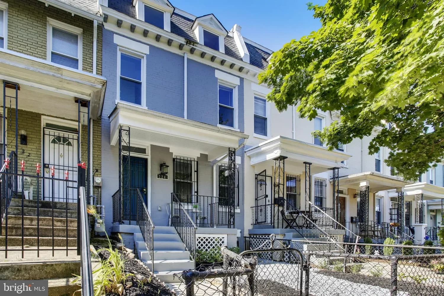 724 Hobart Place Northwest