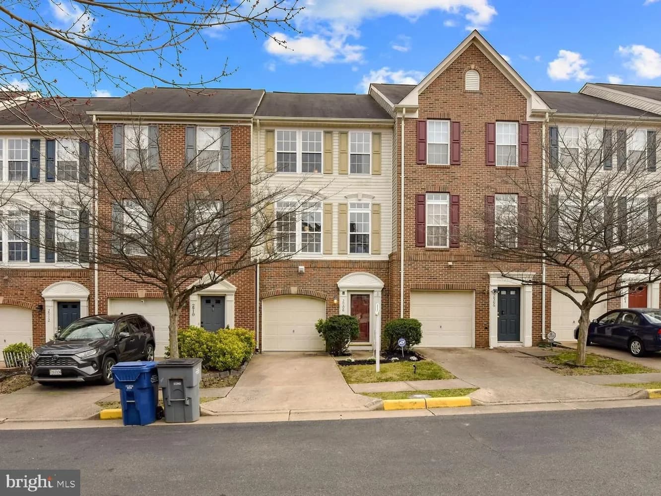 2908 Huntington Grove Square