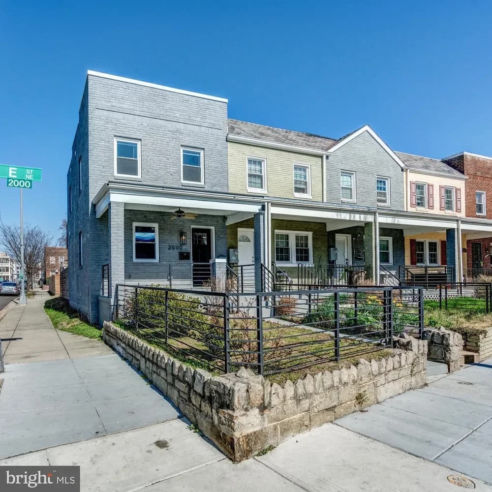 2000 E Street Northeast